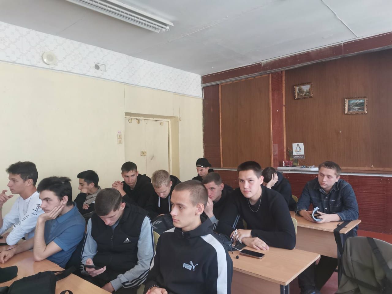 Эксперты реготделения Ассоциации юристов России проводят образовательные мероприятия для юных ульяновцев